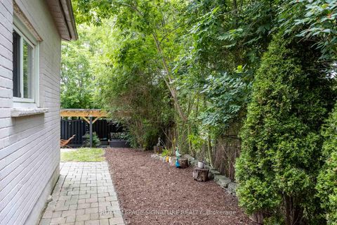 Photo 12 at 105 Catalina Drive, Guildwood, Toronto