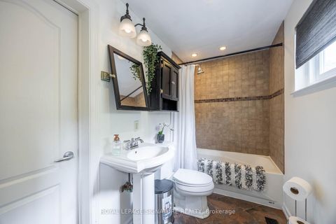 Photo 22 at 105 Catalina Drive, Guildwood, Toronto