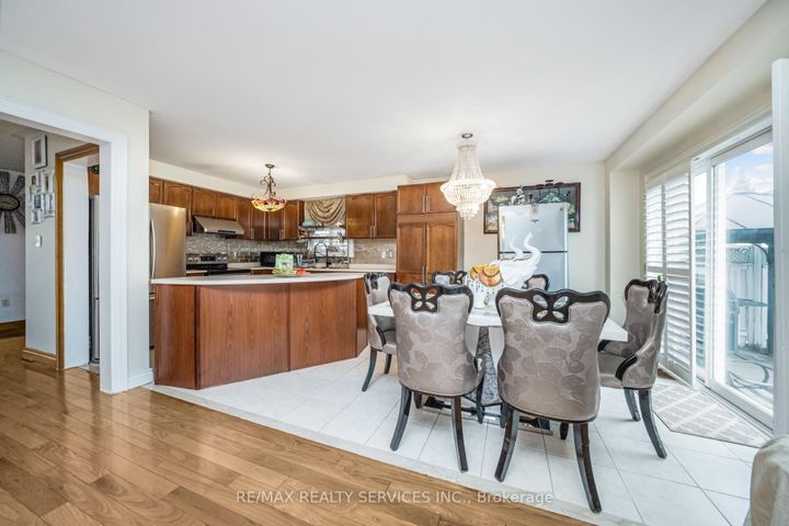 Photo 7 at 12 Roadmaster Lane, Fletcher's Meadow, Brampton