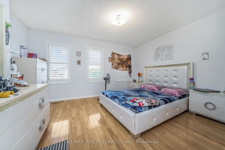 Photo 27 at 12 Roadmaster Lane, Fletcher's Meadow, Brampton