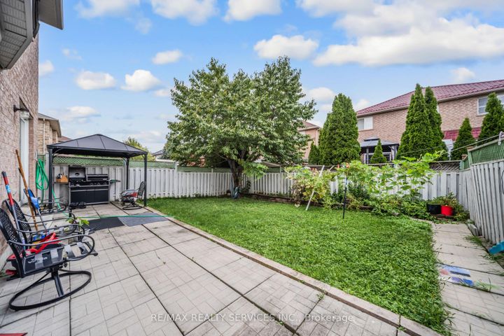 Photo 38 at 12 Roadmaster Lane, Fletcher's Meadow, Brampton