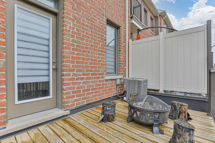 Photo 36 at 85 Casely Avenue, Rural Richmond Hill, Richmond Hill