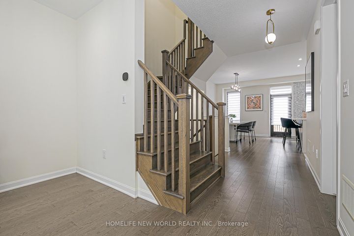 Photo 10 at 85 Casely Avenue, Rural Richmond Hill, Richmond Hill