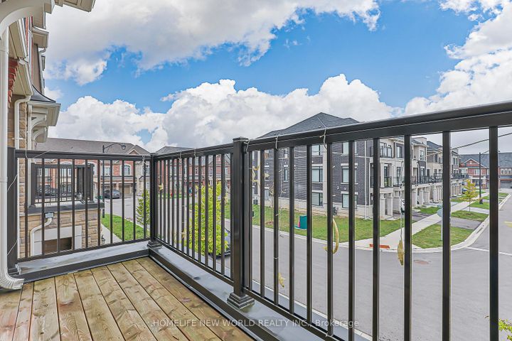 Photo 16 at 85 Casely Avenue, Rural Richmond Hill, Richmond Hill