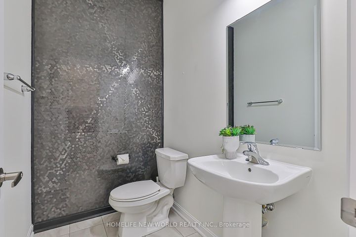 Photo 19 at 85 Casely Avenue, Rural Richmond Hill, Richmond Hill