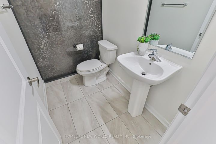 Photo 20 at 85 Casely Avenue, Rural Richmond Hill, Richmond Hill