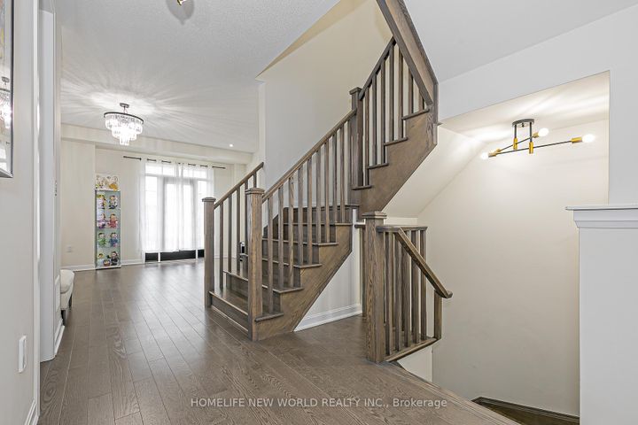 Photo 21 at 85 Casely Avenue, Rural Richmond Hill, Richmond Hill