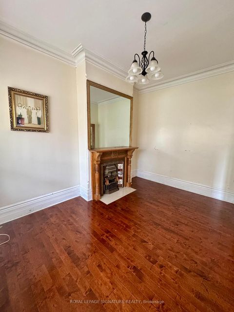 Photo 1 at 203 Euclid Avenue, Bellwoods, Toronto