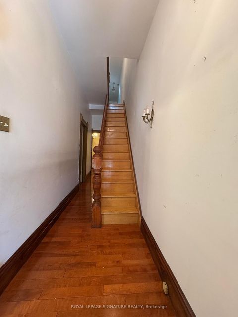Photo 3 at 203 Euclid Avenue, Bellwoods, Toronto