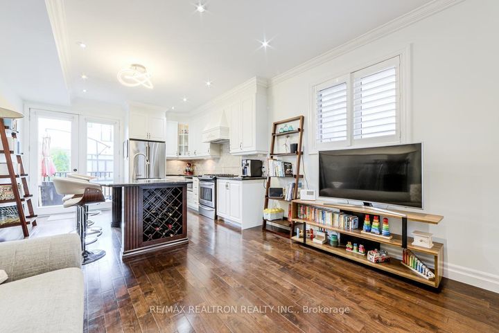 Photo 16 at 20 Westbrook Avenue, Lumsden, Toronto