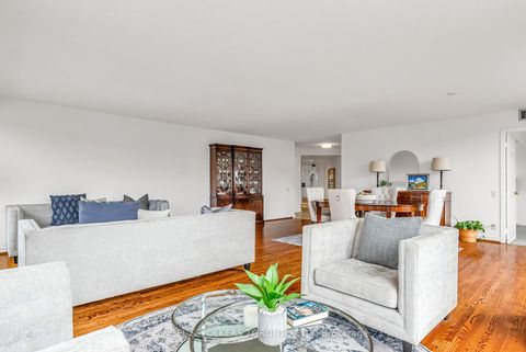Photo 14 at 507 - 2900 Yonge Street, Lawrence Park South, Toronto