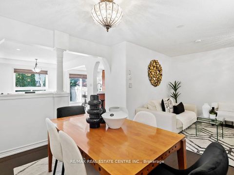 Photo 6 at 27 Martell Gate, Bayview Northeast, Aurora