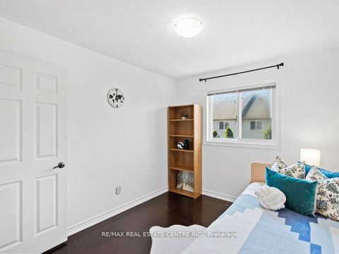 Photo 30 at 27 Martell Gate, Bayview Northeast, Aurora