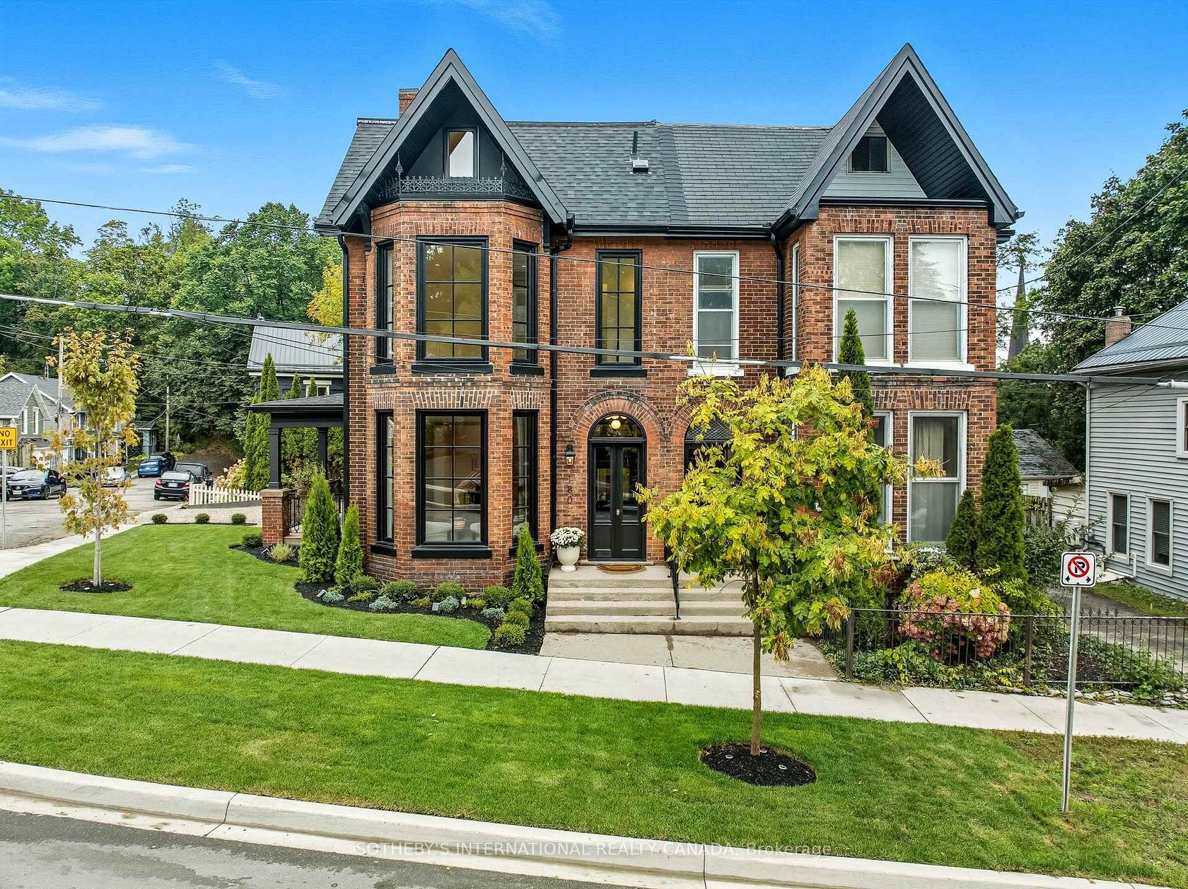 180 Walton Street, Port Hope 