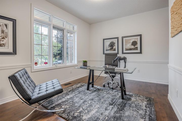 Photo 4 at 94 Sutcliffe Crescent, Cachet, Markham