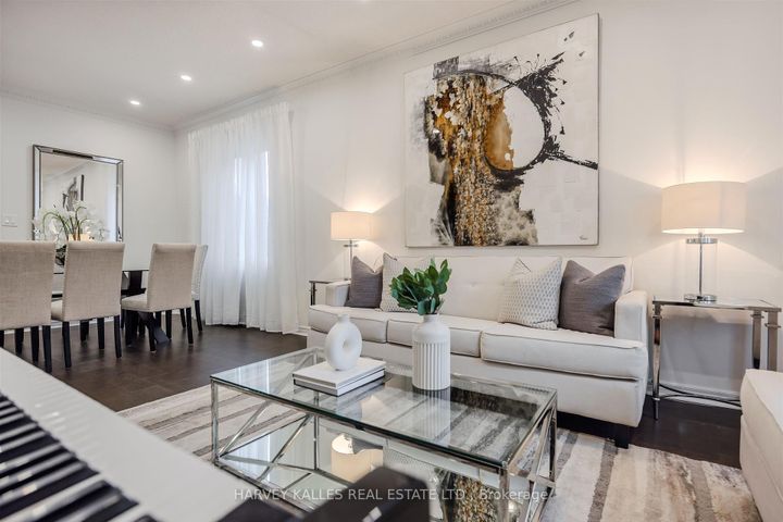 Photo 9 at 94 Sutcliffe Crescent, Cachet, Markham