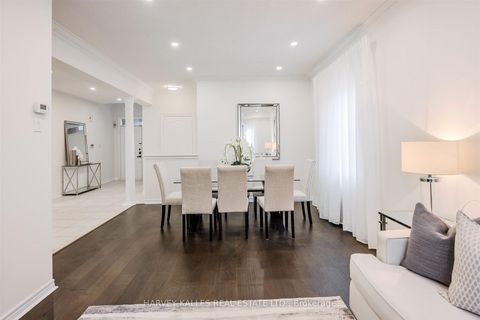Photo 10 at 94 Sutcliffe Crescent, Cachet, Markham