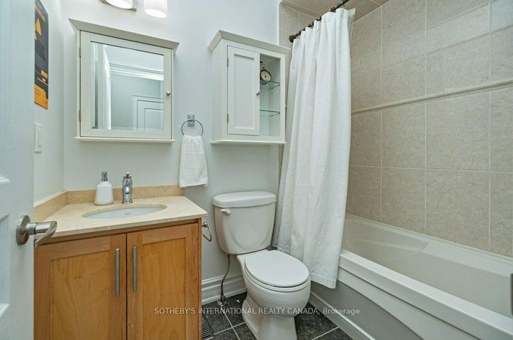 Photo 14 at 463 Shuter Street, Regent Park, Toronto