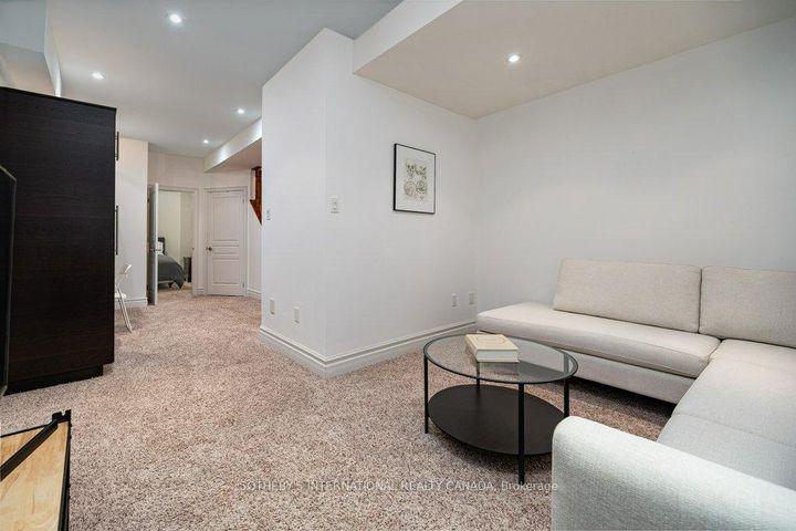 Photo 22 at 463 Shuter Street, Regent Park, Toronto