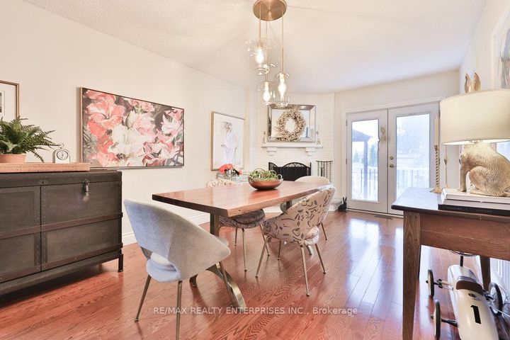 Photo 14 at 431 Naomi Crescent, Fairview, Mississauga