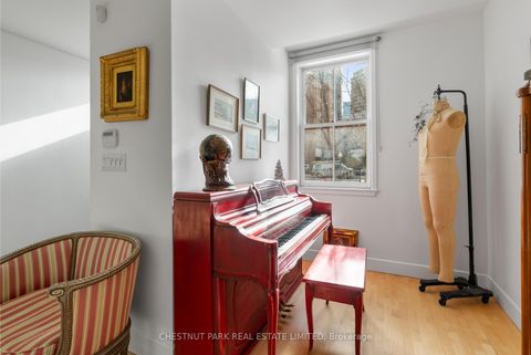 Photo 5 at 68 Belmont Street, Annex, Toronto