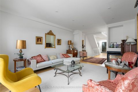 Photo 11 at 68 Belmont Street, Annex, Toronto