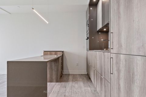 Photo 7 at 2113 - 11 Yorkville Avenue, Annex, Toronto