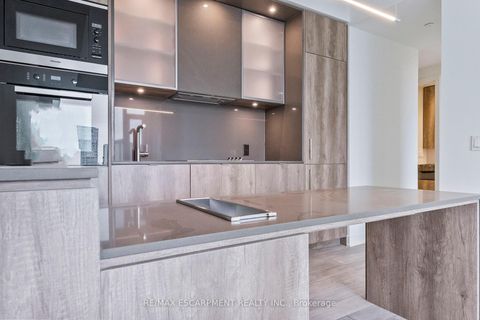 Photo 9 at 2113 - 11 Yorkville Avenue, Annex, Toronto