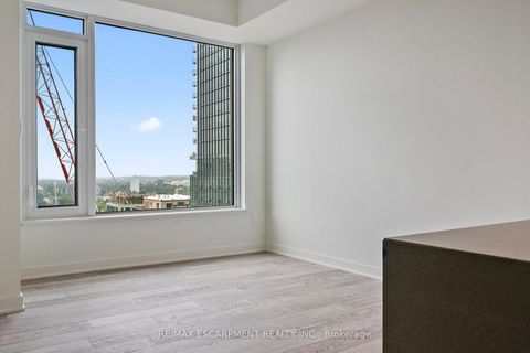 Photo 13 at 2113 - 11 Yorkville Avenue, Annex, Toronto