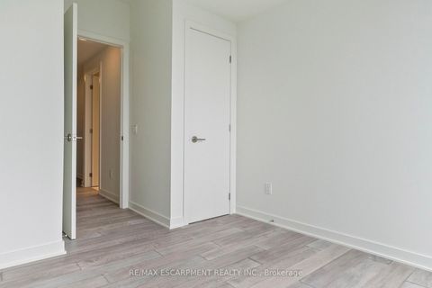 Photo 20 at 2113 - 11 Yorkville Avenue, Annex, Toronto