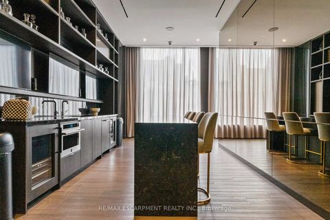 Photo 30 at 2113 - 11 Yorkville Avenue, Annex, Toronto
