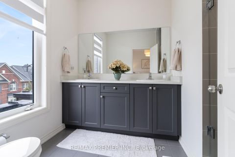 Photo 22 at 28 Holyrood Crescent, Kleinburg, Vaughan