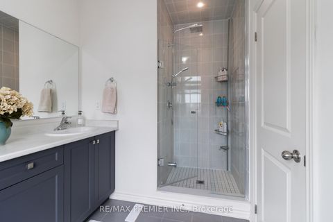 Photo 24 at 28 Holyrood Crescent, Kleinburg, Vaughan