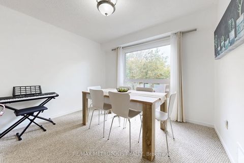 Photo 5 at 55 Garden Drive, Allandale Heights, Barrie