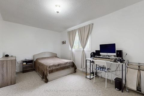 Photo 23 at 55 Garden Drive, Allandale Heights, Barrie