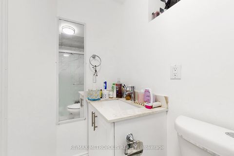 Photo 37 at 55 Garden Drive, Allandale Heights, Barrie