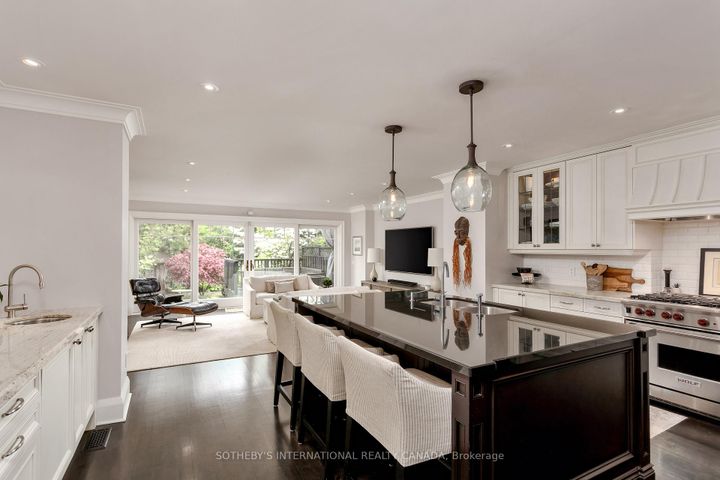 Photo 5 at 42 McNairn Avenue, Nortown, Toronto