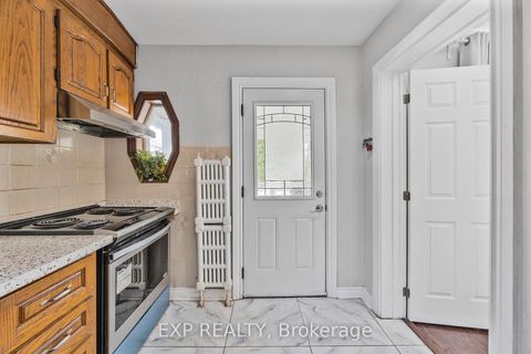 Photo 13 at 378 O'Connor Drive, East York, Toronto