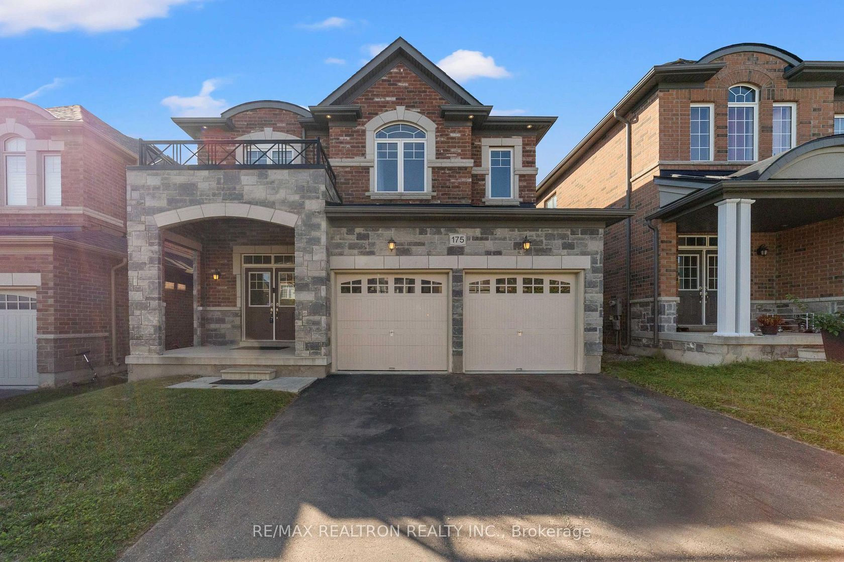 175 Barrow Avenue, Bradford, Bradford West Gwillimbury 2