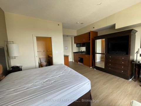 Photo 5 at 2508 - 1 King Street W, Bay Street Corridor, Toronto Photo 5 at 2508 - 1 King Street W, Bay Street Corridor, Toronto