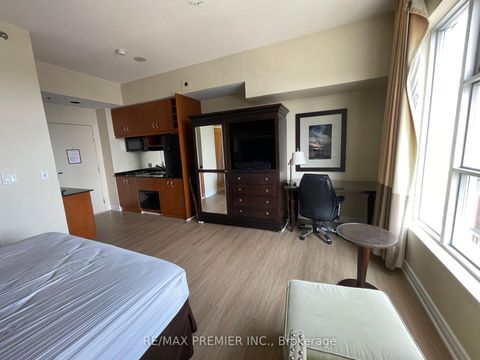 Photo 6 at 2508 - 1 King Street W, Bay Street Corridor, Toronto Photo 6 at 2508 - 1 King Street W, Bay Street Corridor, Toronto