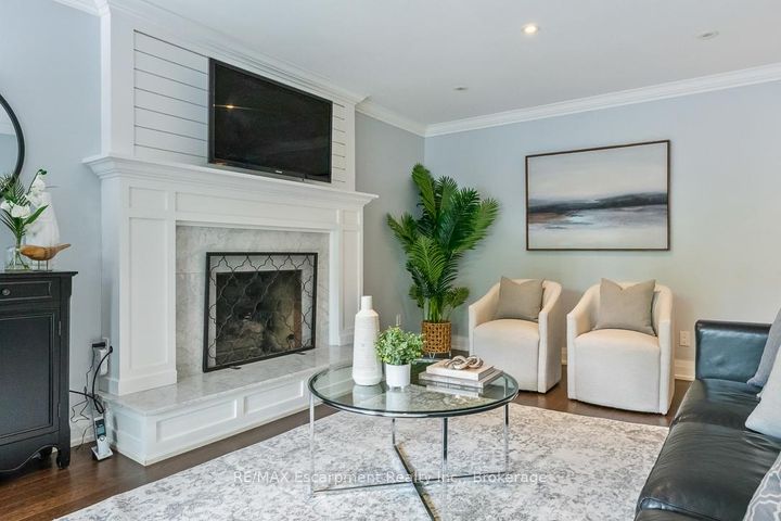 Photo 7 at 484 Aspen Forest Drive, FD Ford, Oakville
