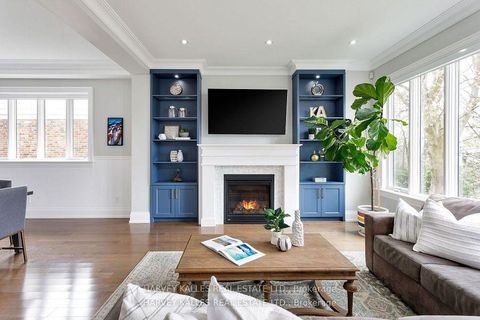 Photo 9 at 4673 Dundas Street W, Kingsway South, Toronto