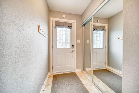 Photo 2 at 111 - 57 Golden Appleway, Donalda, Toronto