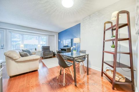 Photo 7 at 111 - 57 Golden Appleway, Donalda, Toronto