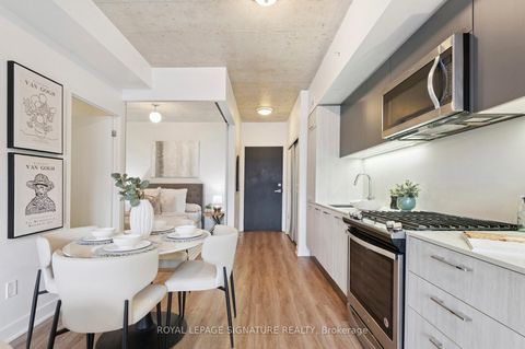 Photo 2 at 407 - 665 Kingston Road, The Beaches, Toronto