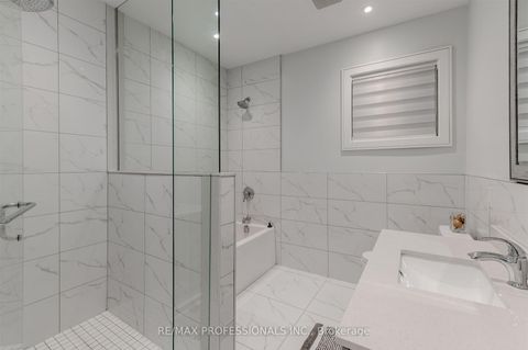 Photo 35 at 4 Dunrobin Drive, Rosethorn, Toronto