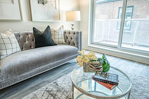 Photo 12 at 318 - 230 King Street E, Moss Park, Toronto