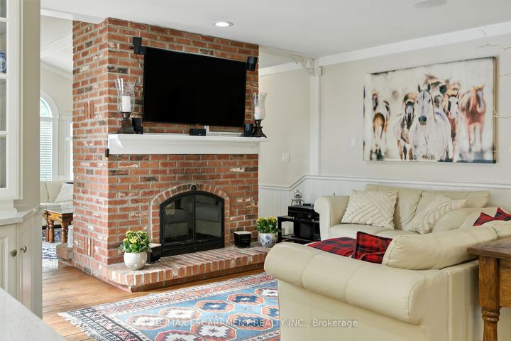 Photo 14 at 24 Meander Close, Carlisle, Hamilton