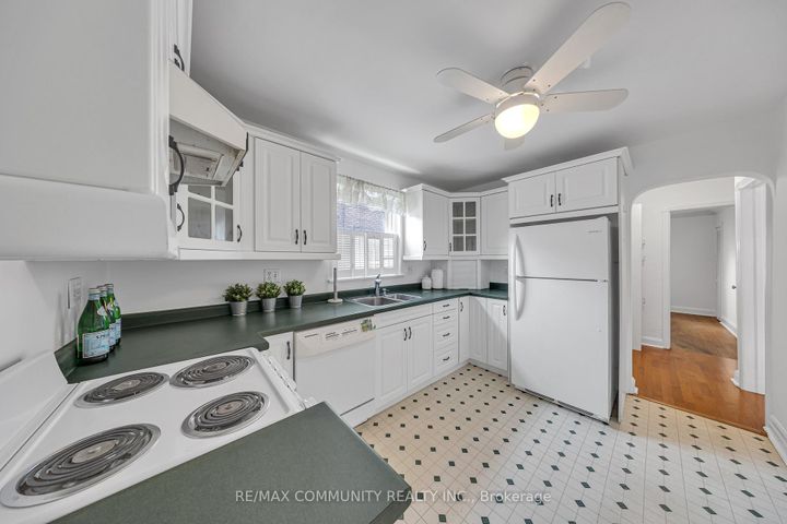 Photo 17 at 50 Joanith Drive, Parkview, Toronto
